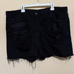 Good American Black Distressed Denim Jean Shorts